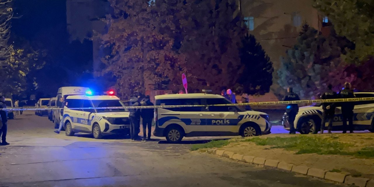 Boşanma aşamasındaki eşini bıçaklayarak öldüren koca, tutuklandı