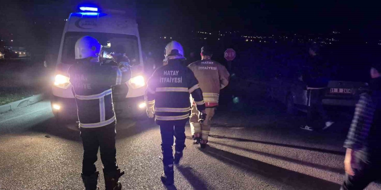 İki otomobil çarpıştı: 4 kişi yaralandı