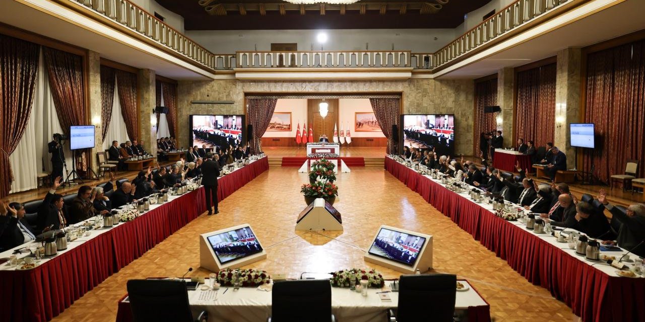 Tarihi komisyon Cuma günü İmralı ziyaretini oylayacak