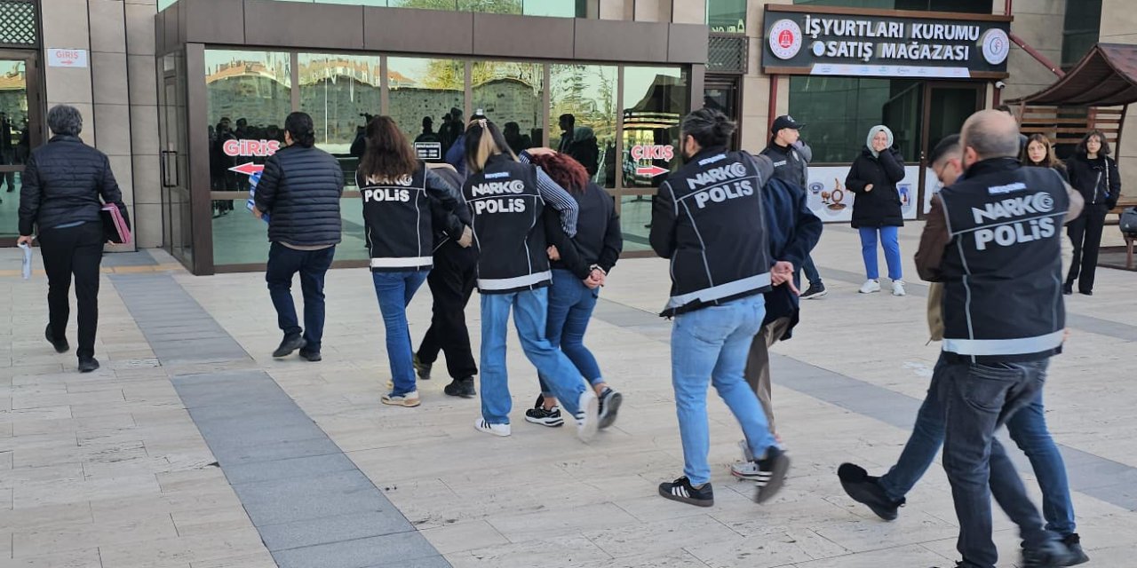 Nevşehir'de helikopter destekli uyuşturucu operayonu: 25 tutuklama