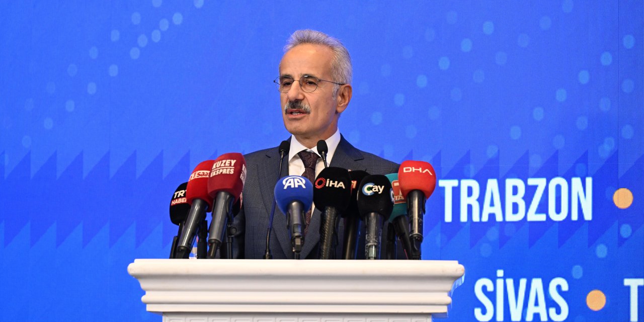 Bakan Uraloğlu: 4,7 milyon kullanıcının bütün bilgileri yurt dışına çıkarılmıştır