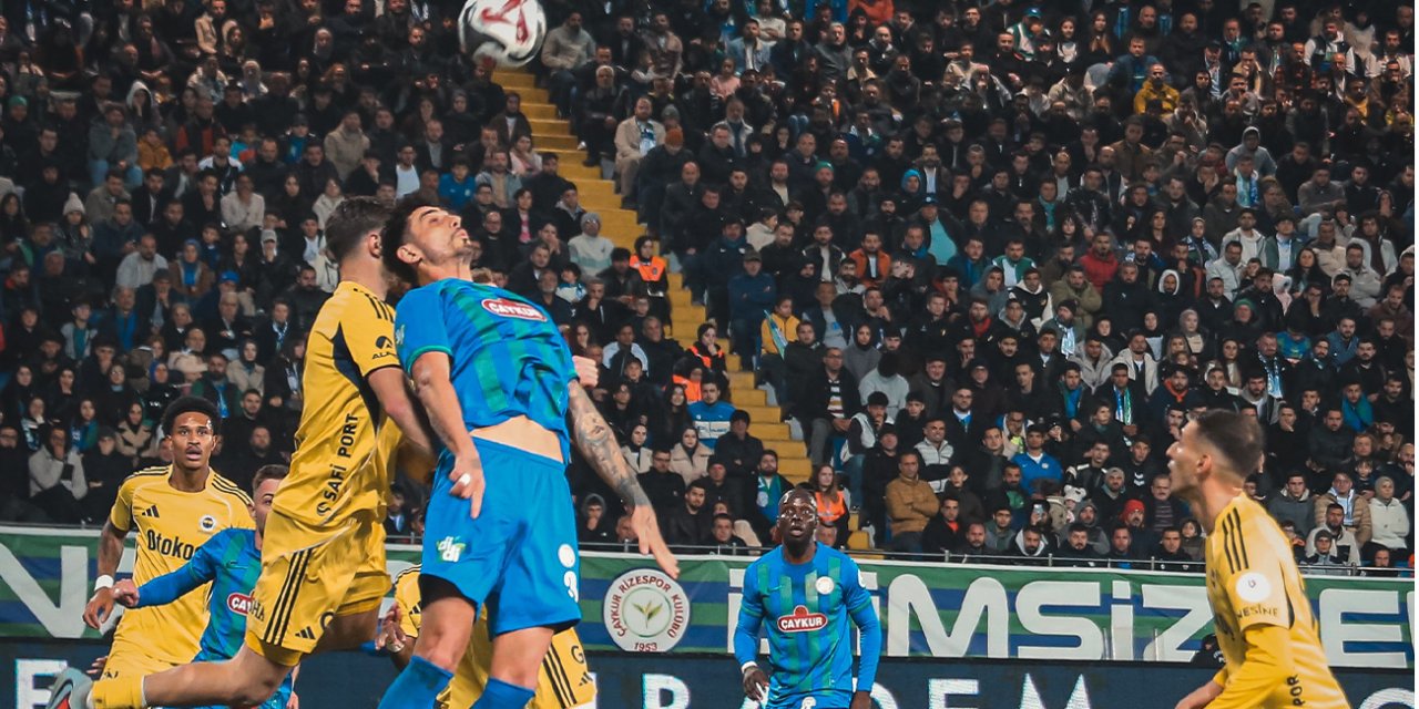 Fenerbahçe son 2 deplasmanda 2-0 geriden gelerek kazandı