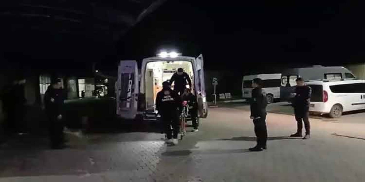 Zeytinlikte sırtından bıçaklandı