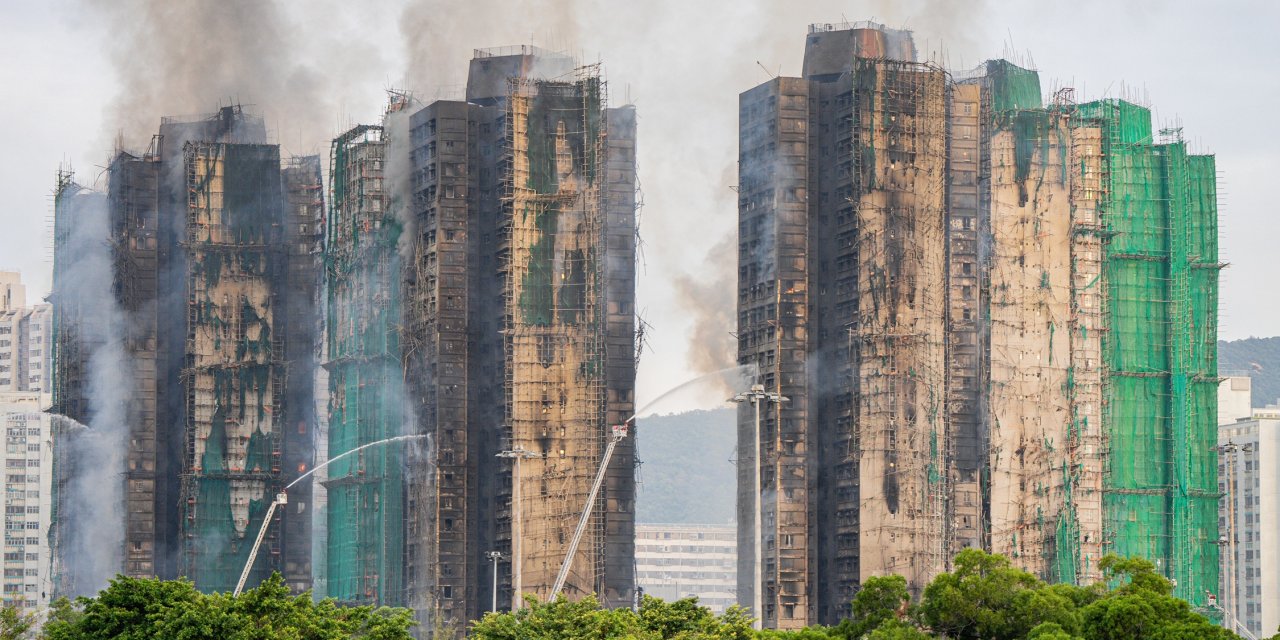 Hong Kong'da sitede çıkan yangında 83 kişi öldü