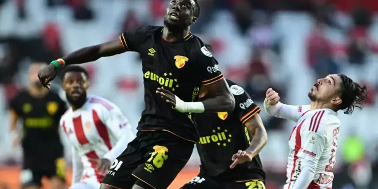 Geriden gelen Göztepe, Antalya deplasmanında 3 puanı kaptı