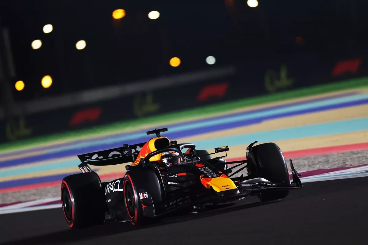Max Verstappen Katar’da kazandı şampiyonluk Abu Dabi’ye kaldı