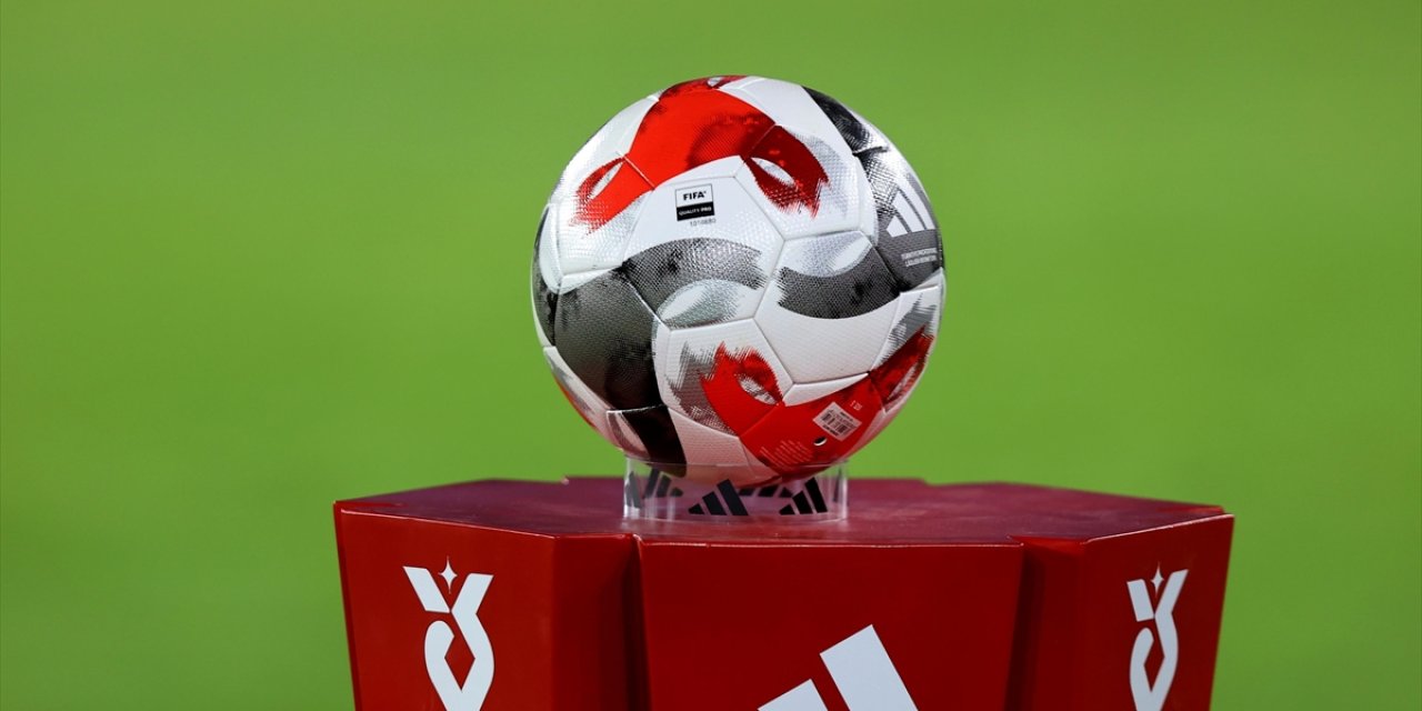 Futbolda haftanın programı... Galatasaray, Samsunspor karşısında