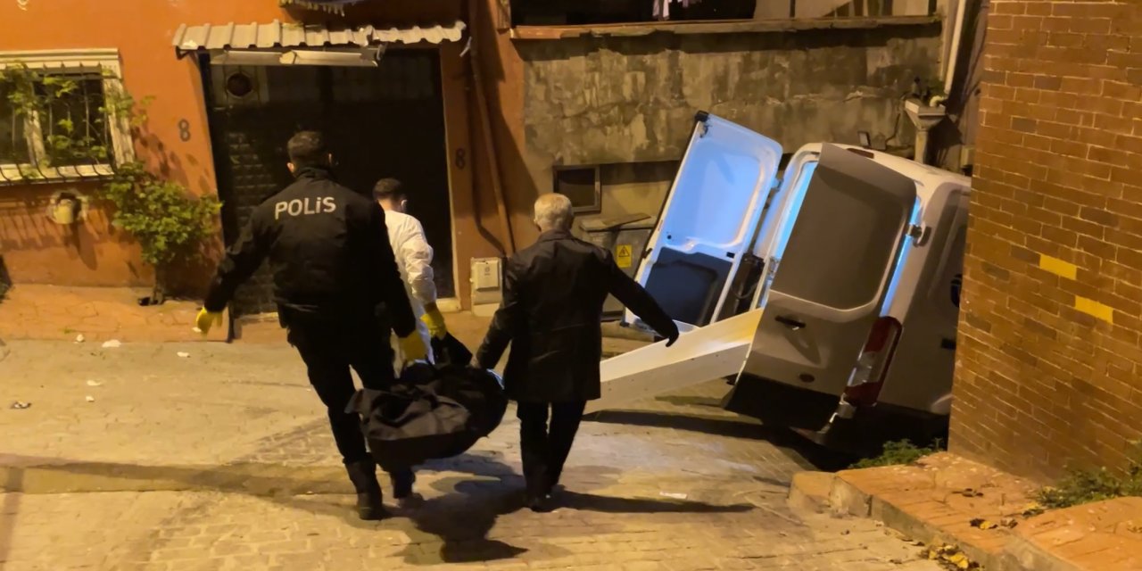 Yatak odasında ölü bulundu