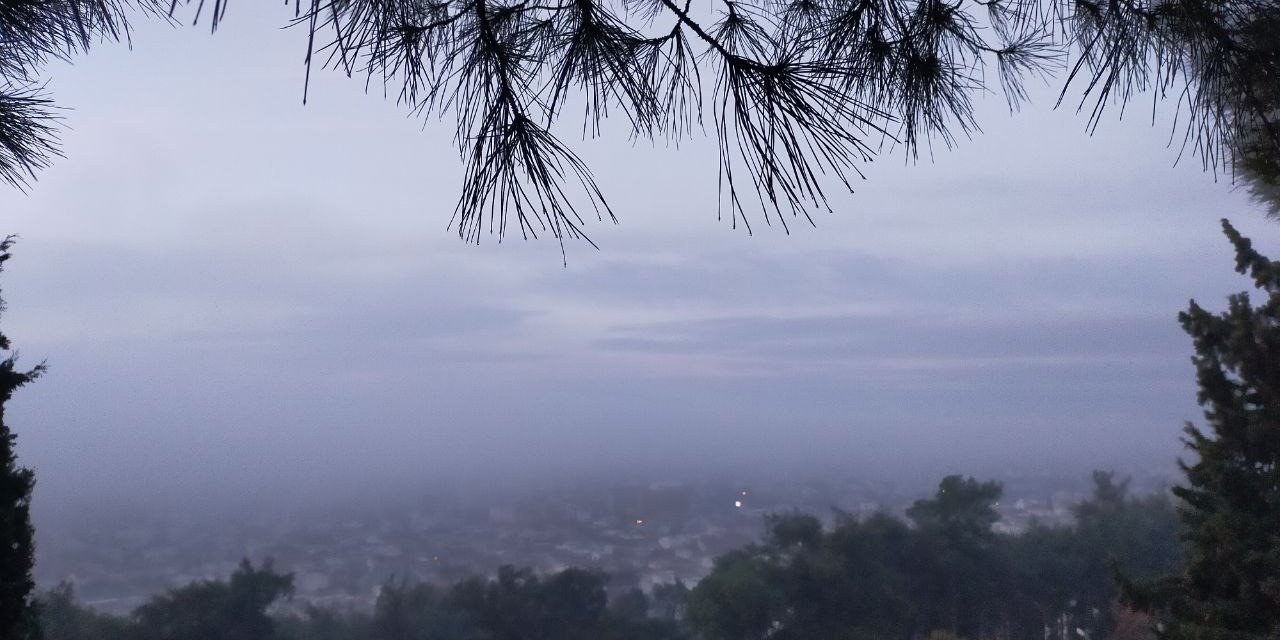 Puslu sabah manzaraları mest etti