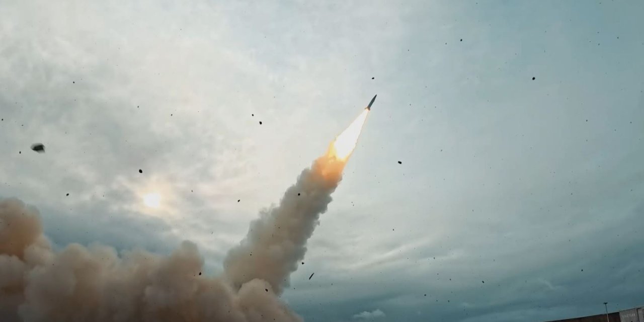 Yerli balistik füze Tayfun hedefi tam isabetle vurdu