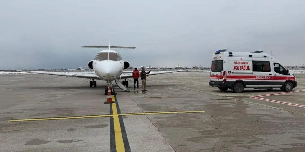 Yenidoğan bebek uçak ambulansla Konya’ya sevk edildi
