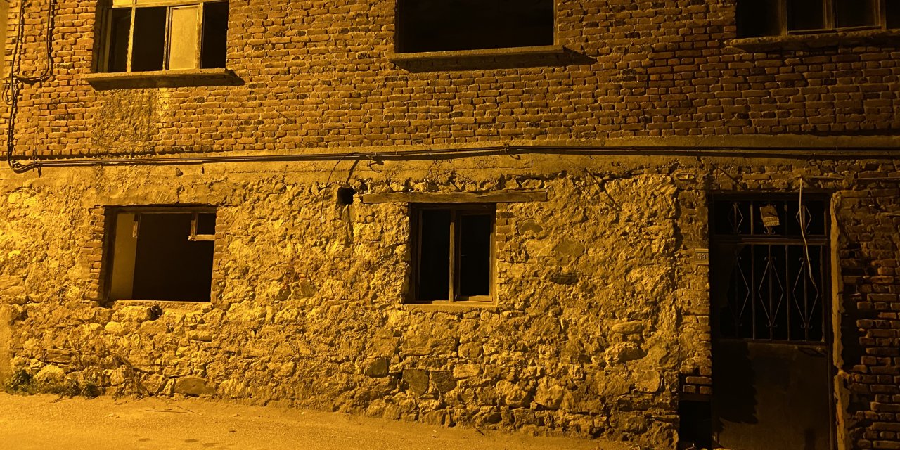 Bursa Mudanya'da yaşlı adam evinde ölü bulundu