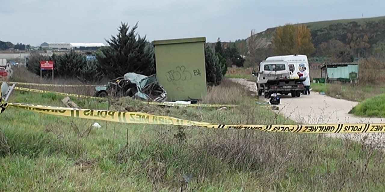 Gece yaşanan kaza gündüz fark edildi: 2 ölü