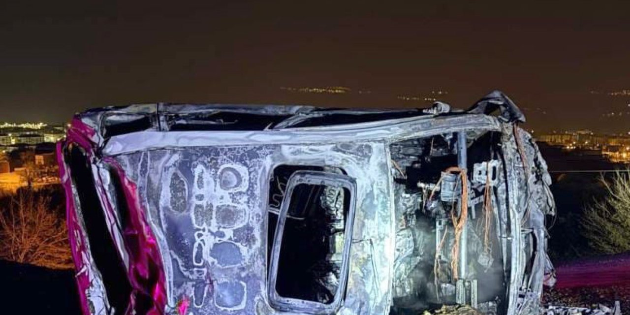 TAG otoyolunda feci ölüm! Bariyerlere çarpıp alev aldı!