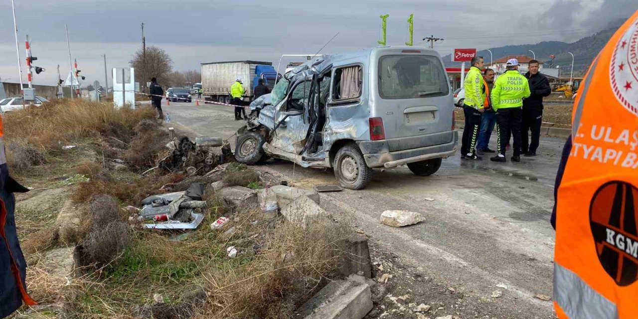 Anayola çıkarken facia yaşandı! Hayatını kaybetti