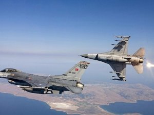 Turkish jets hit PKK targets in Turkey, northern Iraq