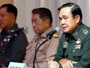 New arrest warrant issued against former Thai PM