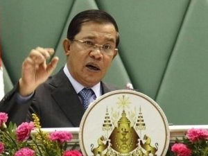 Cambodia PM warns of war if old guard replaced in vote