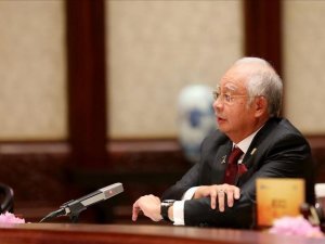 Malaysia PM to answer $700 million 'donation' Qs Dec 3