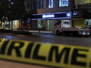 Gunman takes hostages in northwestern Turkey bank