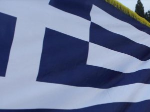 Greece: Government, creditors near bailout compromise