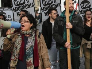 Thousands protest against new austerity moves in Greece