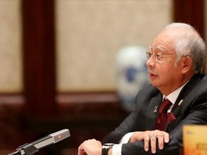 Answers expected from Malaysian PM at party assembly