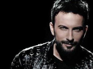 Tarkan sözlendi, yakında evleniyor