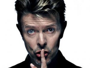 Müzik efsanesi David Bowie, kansere yenildi