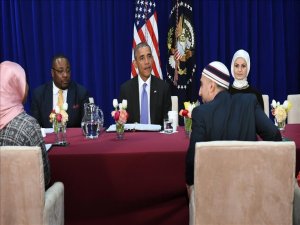 Obama’s mosque visit 'cancels out anti-Muslim rhetoric'