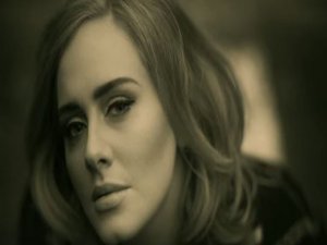 Adele'in İkizi Bulundu