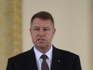 Romanian leader: Turkey can’t carry migrant burden alone