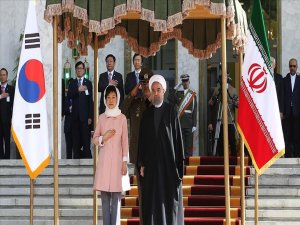 Iranian leader receives S. Korean counterpart in Tehran