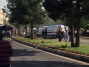 Bomb attack on police in SE Turkey