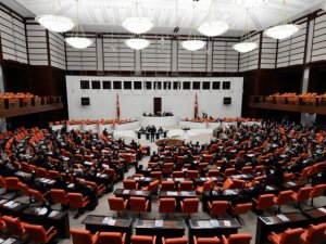 Turkey: Parliament ratifies bill to lift MPs immunity