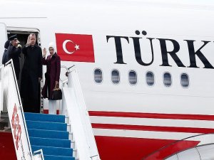 Turkish President Erdogan arrives in Somalia