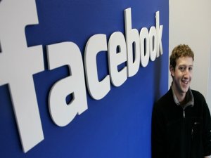 Mark Zuckerberg'i sosyal medyada hacklediler