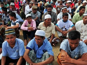 Myanmar: Objections to new term for Rohingya build