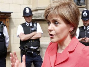 Scottish parliament could block Brexit, SNP leader says