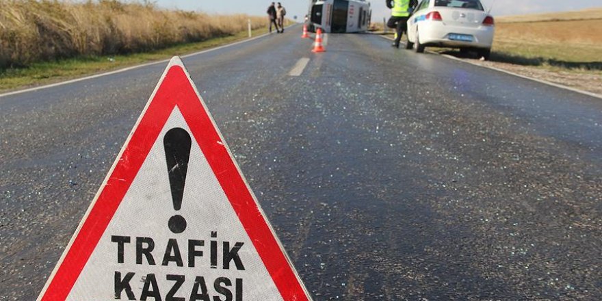 Sakarya'da trafik kazası: 1 ölü, 3 yaralı