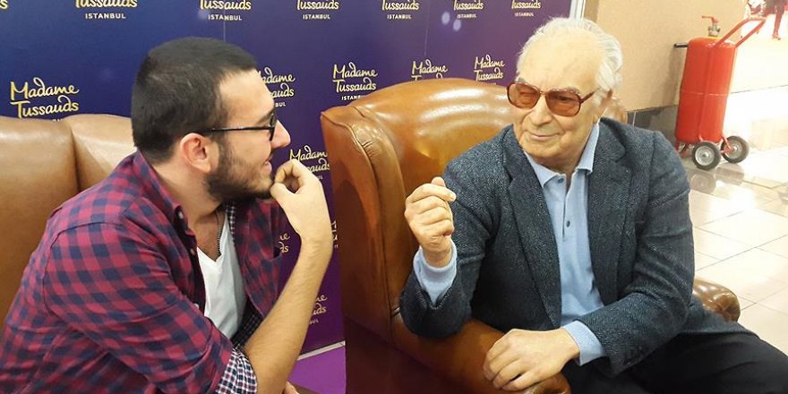 Yaşar Kemal'in balmumu figürüne yoğun ilgi