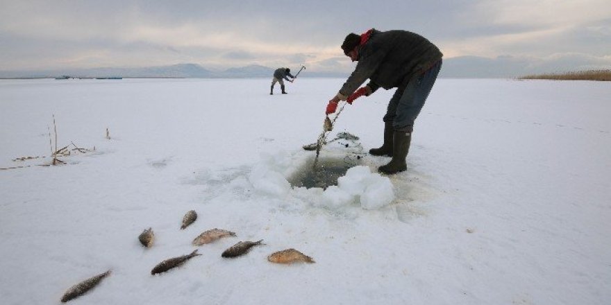 Konya Da Eskimo Usulu Balik Avi