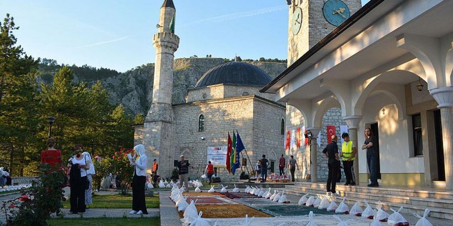 Eyyübiye Belediyesi Bosna Hersek'te iftar verdi