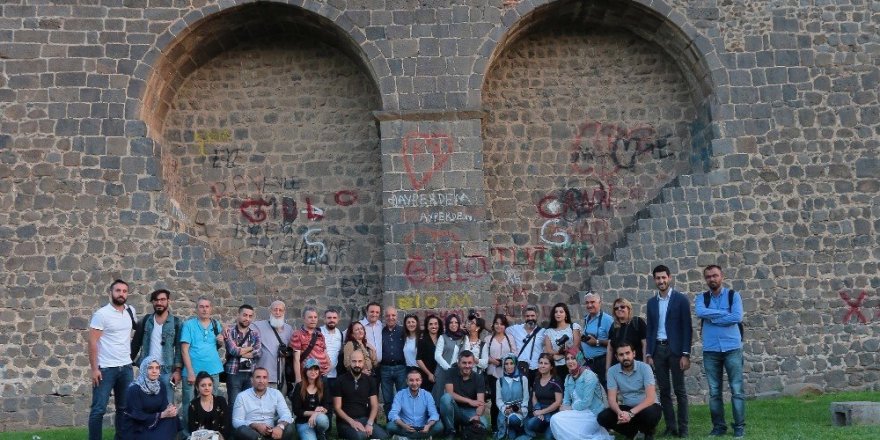 Fotoğrafçılar Diyarbakır’da buluştu