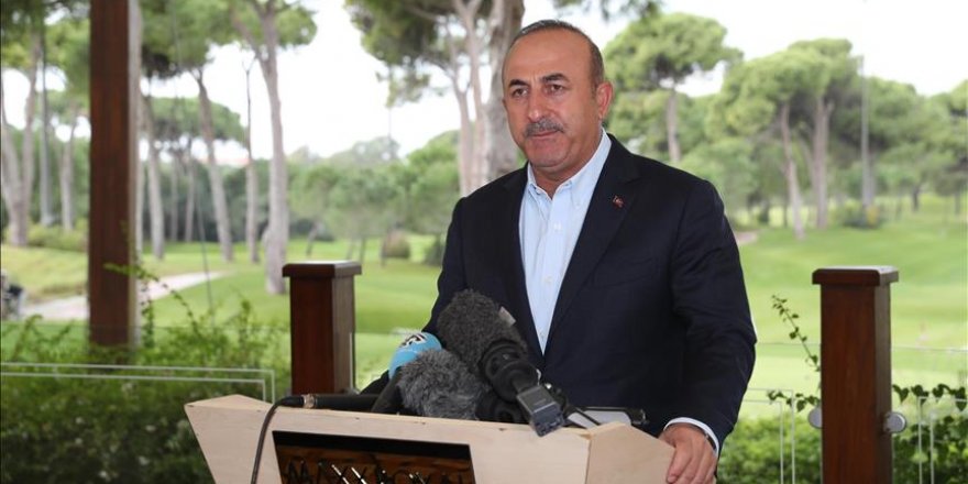 Cavusoglu : Nous n’accepterons pas la participation du PYD/PKK aux réunions internationales