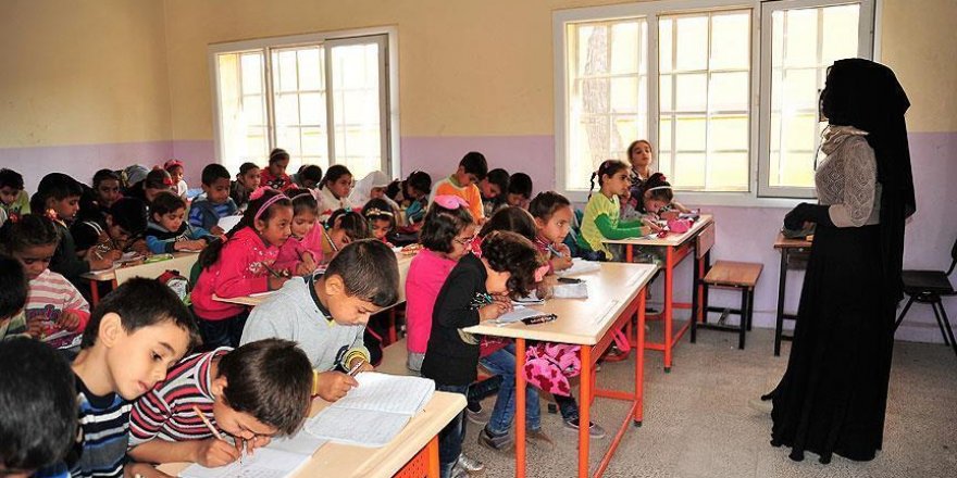 Turkey rebuilds over 400 war-torn schools in Syria