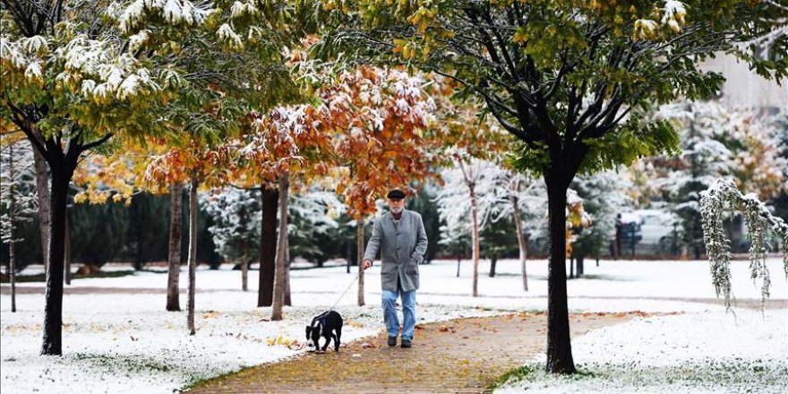 First season's snowfall for Turkey's capital