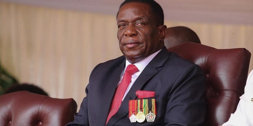 Zimbabwe: Le nouveau président Emmerson Mnangagwa succède officiellement à Mugabe