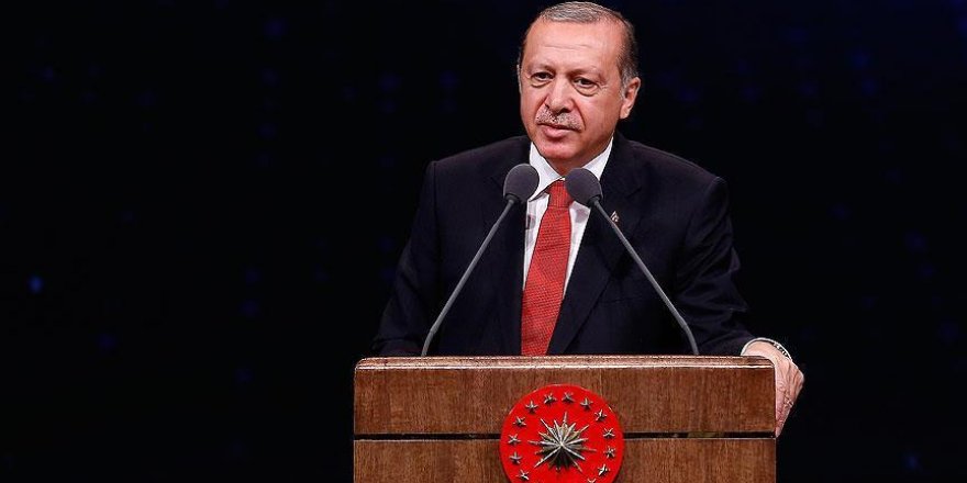 Turkish president files suit against opposition leader