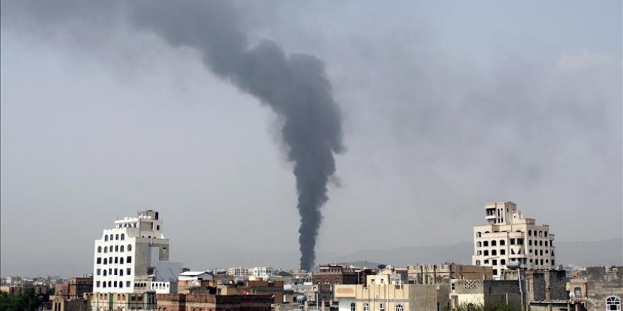 Iranian embassy in Sanaa set ablaze amid rebel fighting